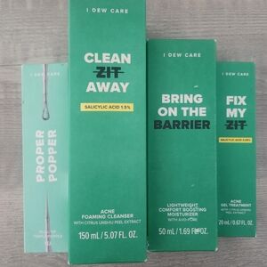 I Dew Care Clean Zit Away + Skincare Set